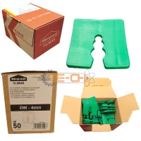 DW-04 50szt Podkładki dystansowe 50x50 zielone 4mm