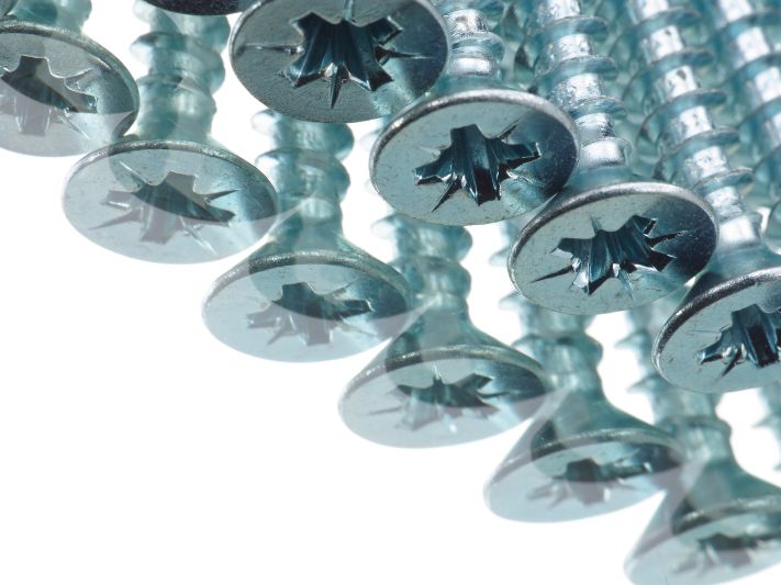 Jak rozpoznać wkręty do drewna? Jak wyglądają?